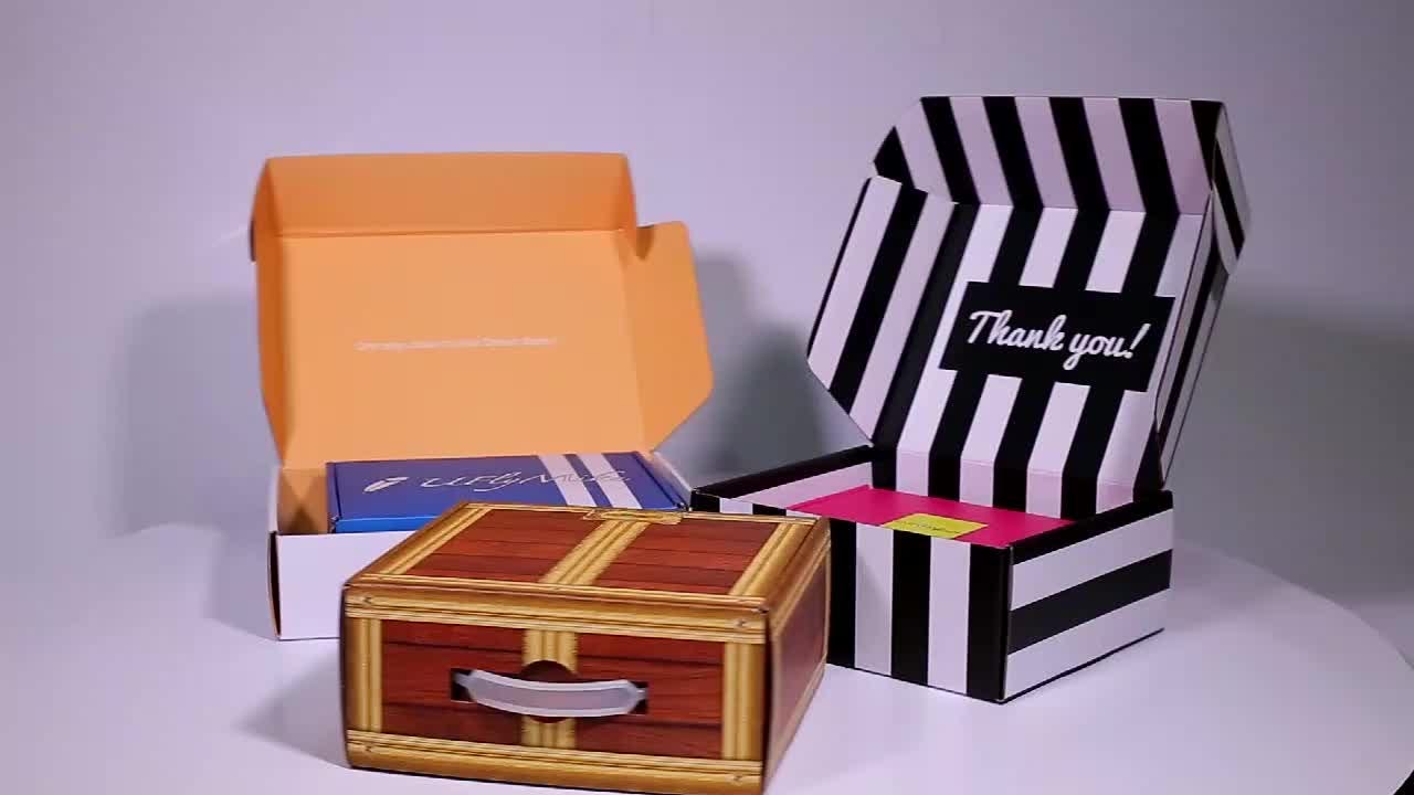 Logo-Printed Subscription Boxes: Elevating the Subscription Experience